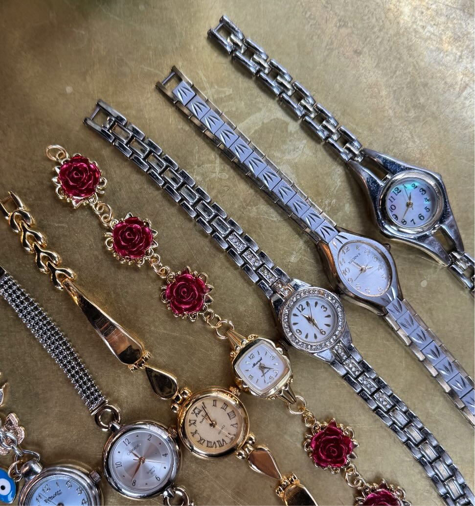 Elgin Vintage Watch Gold Silver