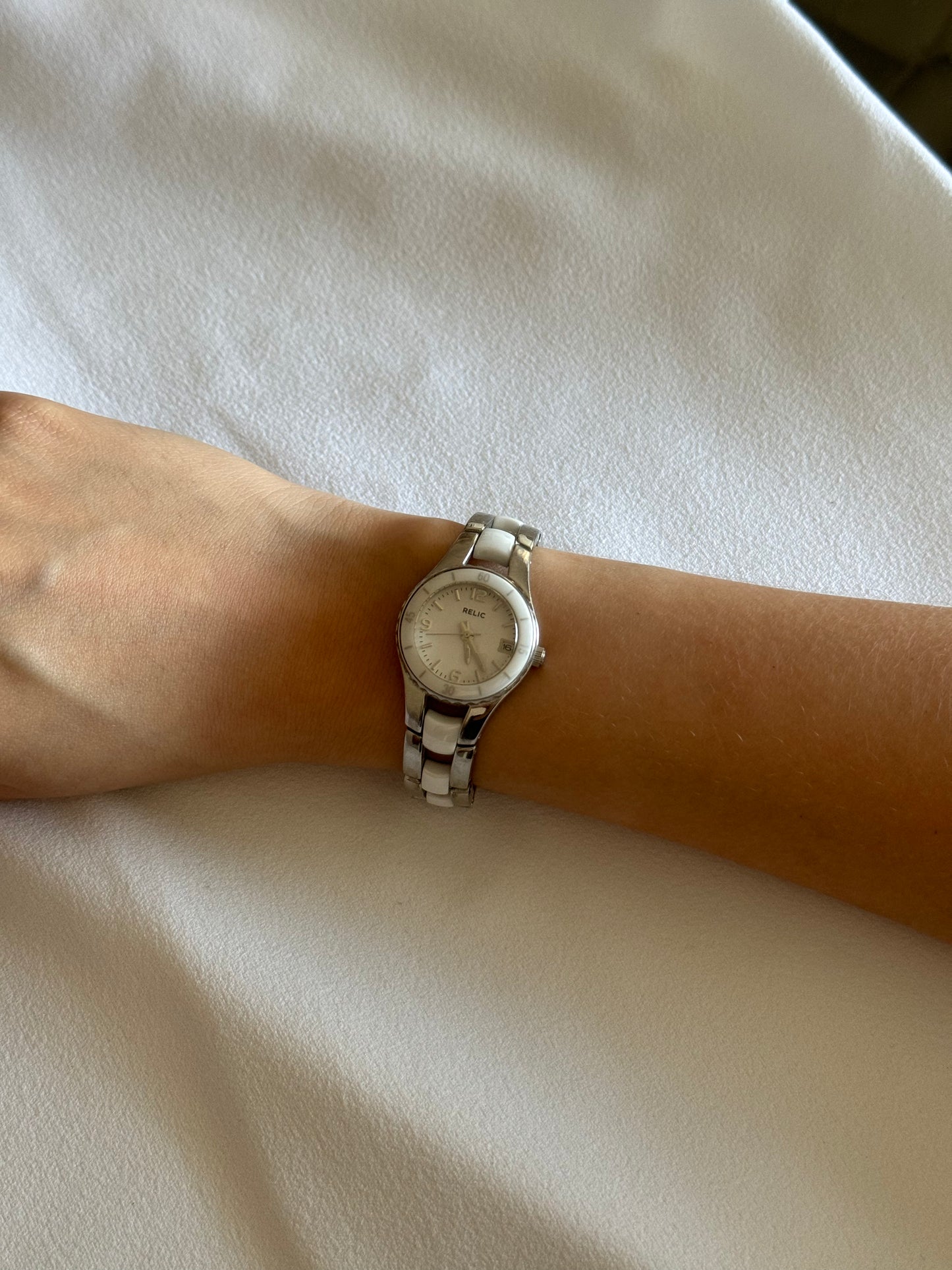 Relic in White Retro Watch